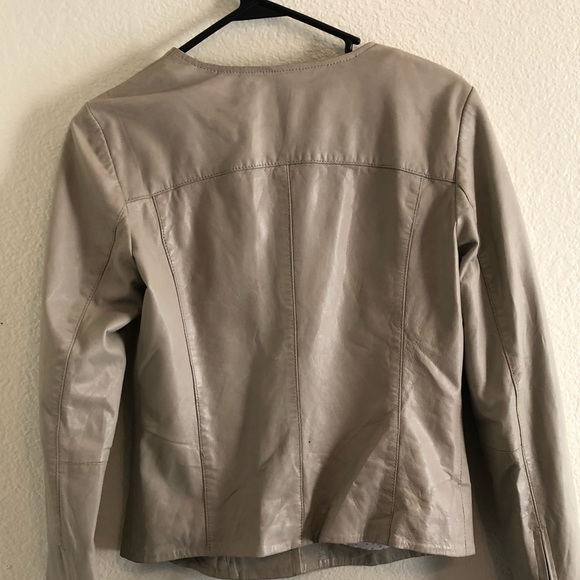 Leather jacket from Italy beige tan Kylie Jenner - Picture 7 of 8